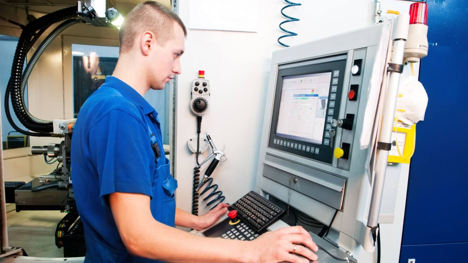 CNC Machining vs Manual Machining Process: Which One to Choose?