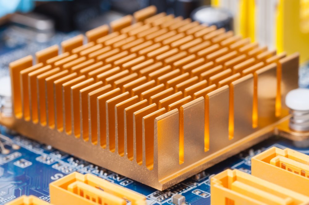 What are heat sinks and how are they made?